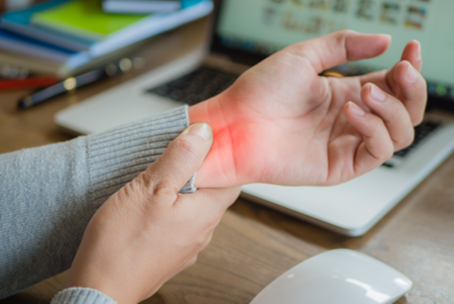 Carpal tunnel pain highlighted in wrist